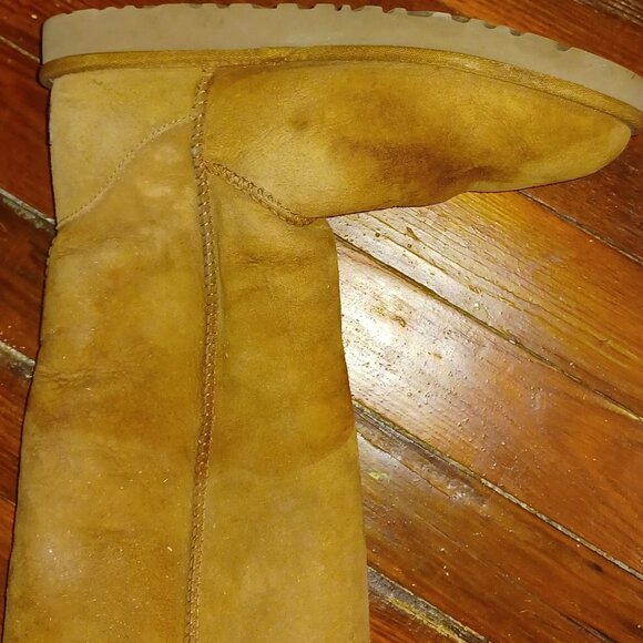 UGG Classic Boots Tan Size 7 - Picture 4 of 8
